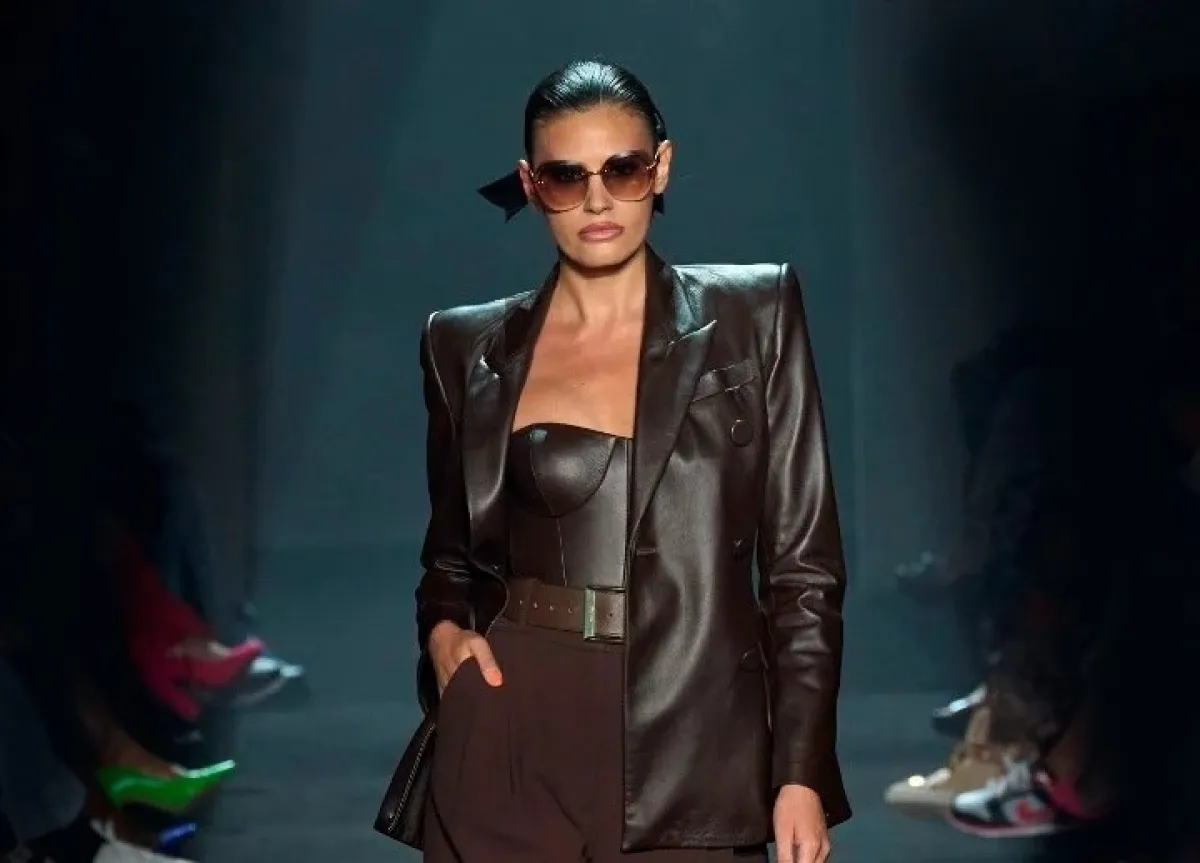  سيرجيو هودسون Sergio Hudson (الصورة من موقع Launchmetrics/Spotlight ©)