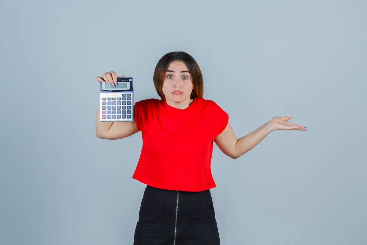 الخوف العام من الأرقام يمكن أن يؤثر بشكل خطير على قدرة الشخص على القيام بالمسائل الحسابية (المصدر: Freepik)