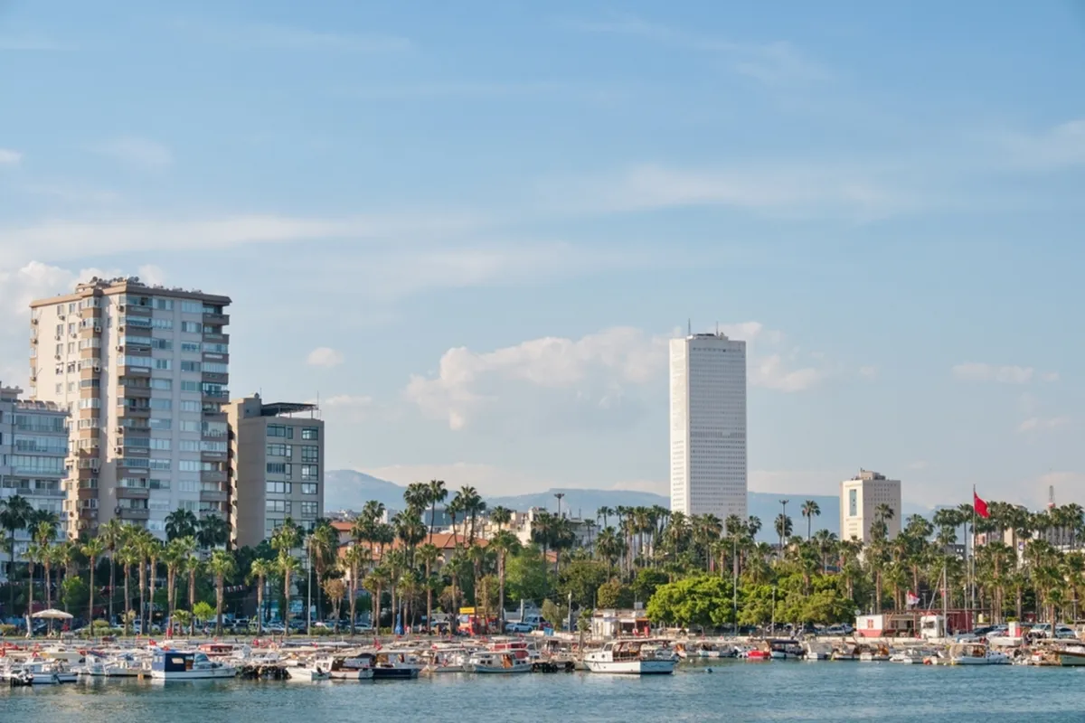 رحلة إلى مدينة مرسين الساحلية