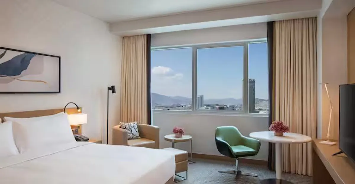 دبل تري من هيلتون مدينة الفجيرة 