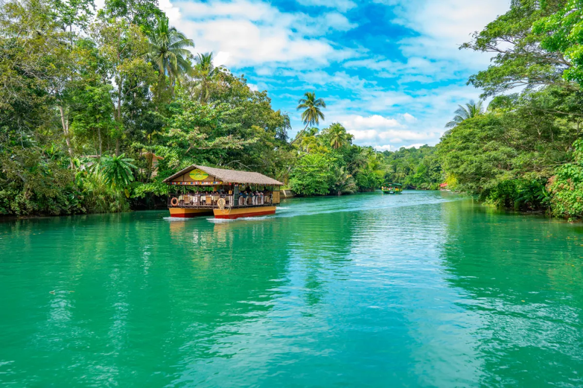 بوهول تقع في منطقة فيساياس الوسطى