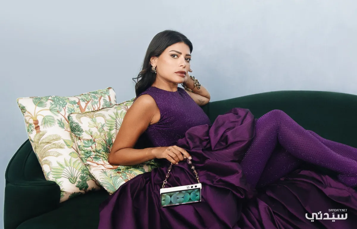 العنود بدر الرائدة والمصممة السعودية في جلسة تصوير خاصة بـ سيدتي