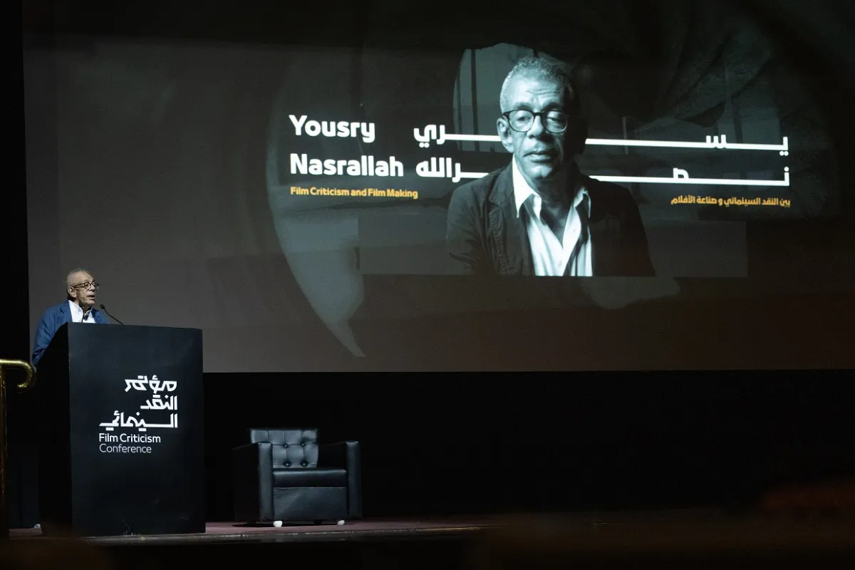 المخرج والناقد السينمائي يسري نصرالله يلقي كلمة أثناء الافتتاح 