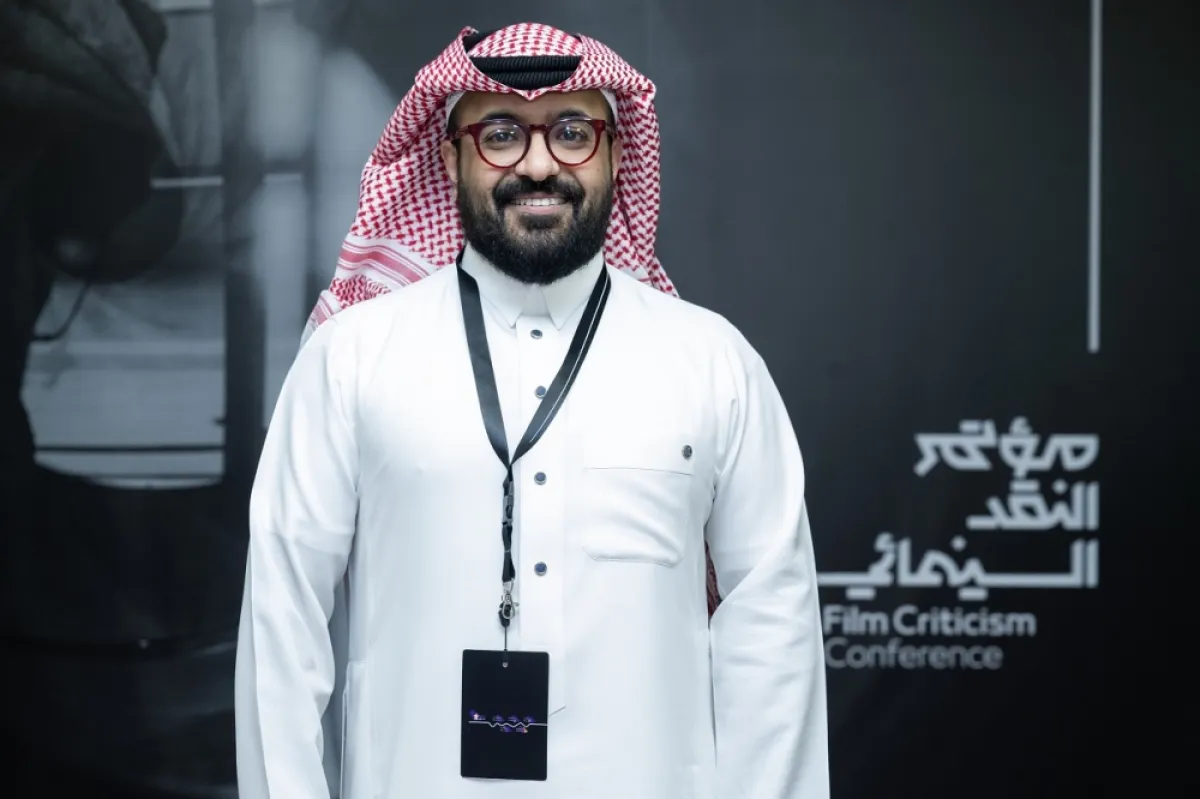 الناقد أحمد العياد