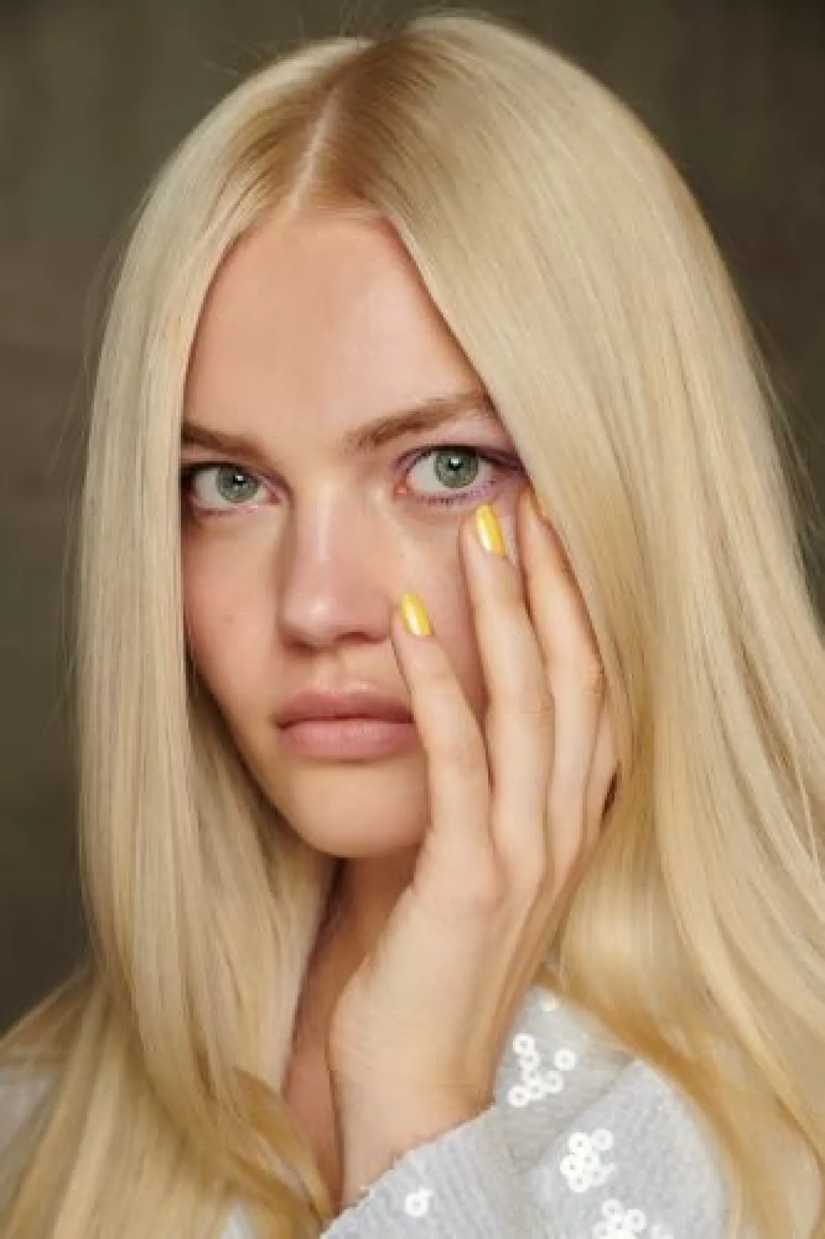 مناكير ملون