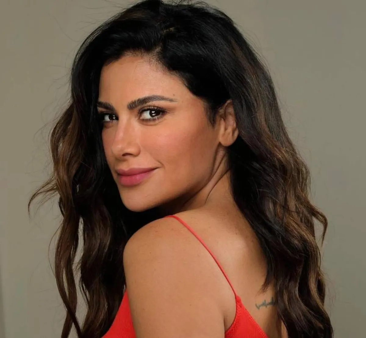 صبا مبارك _ الصورة من صفحتها الرسمية على الفيس بوك