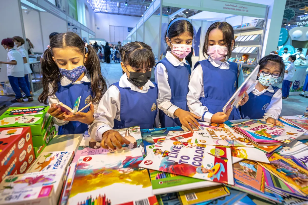 صورة أطفال في مهرجان الشارقة القرائي