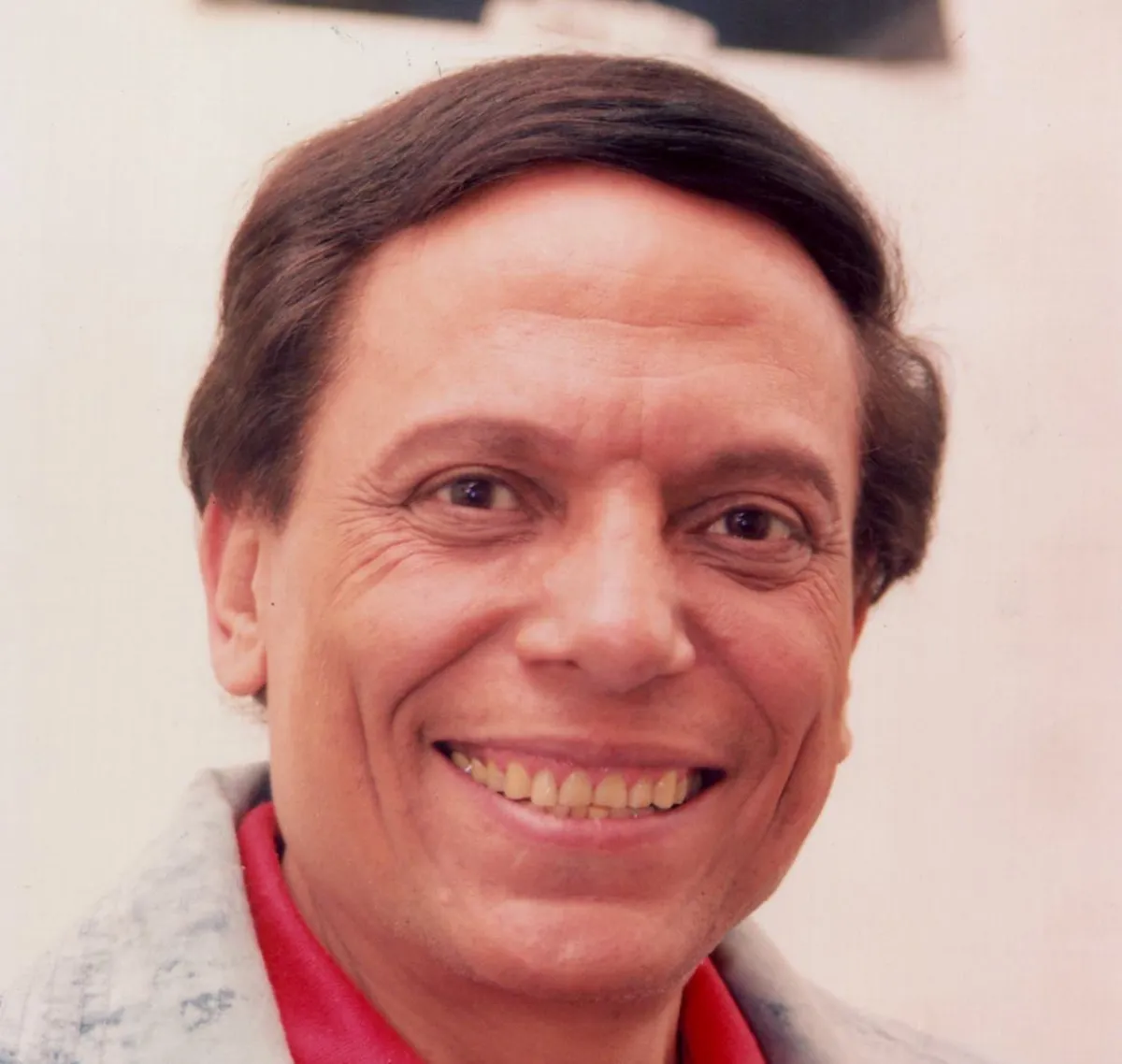 عادل إمام - الصورة من صفحته الرسمية على الفيس بوك