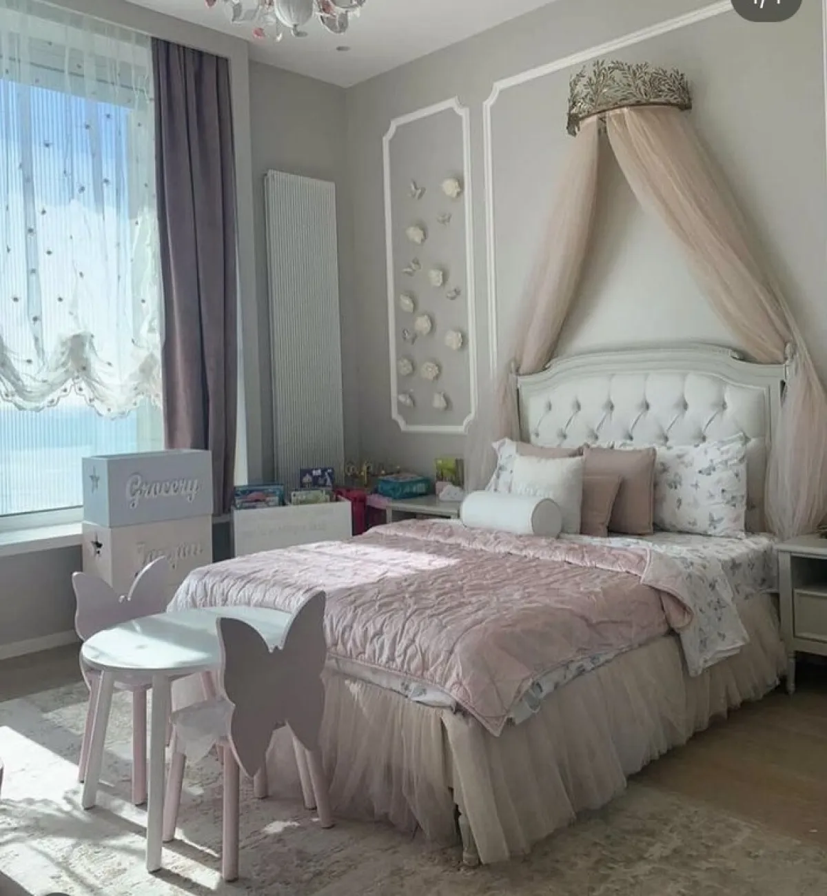 غرفة نوم تابعة لطفلة