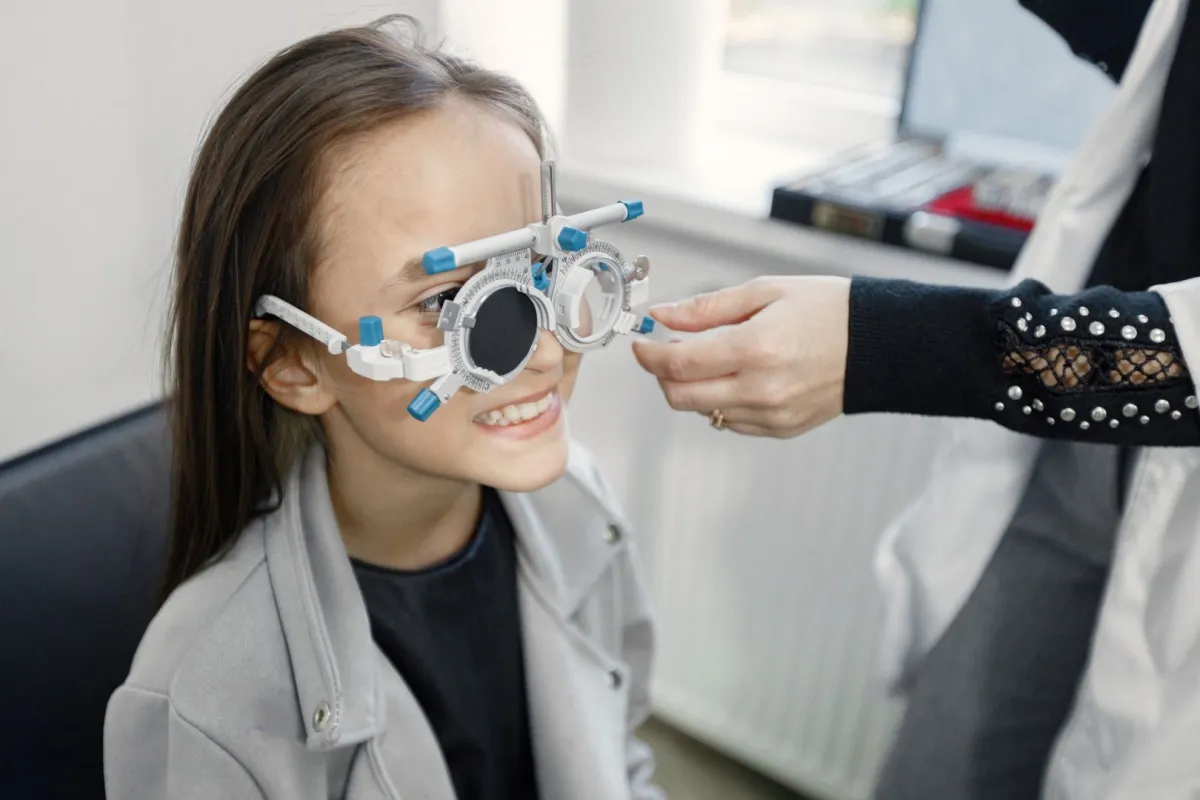 صورة لفحص النظر