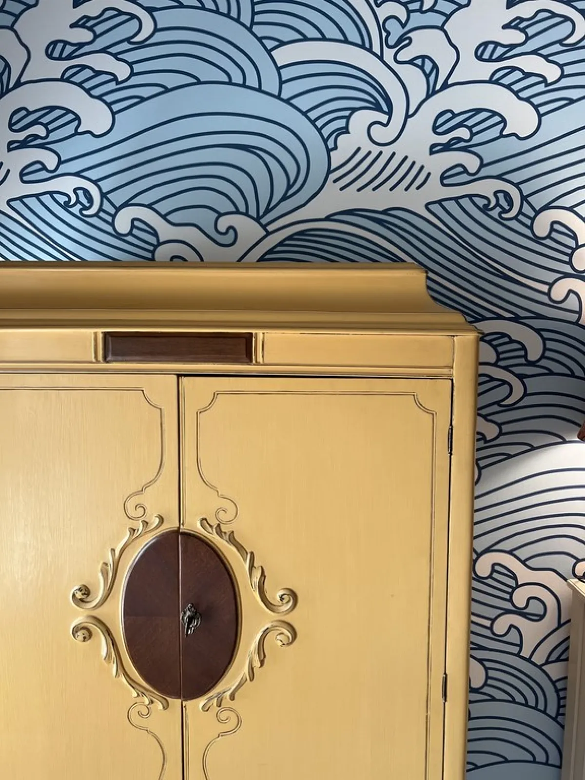 من أعمال المصممة