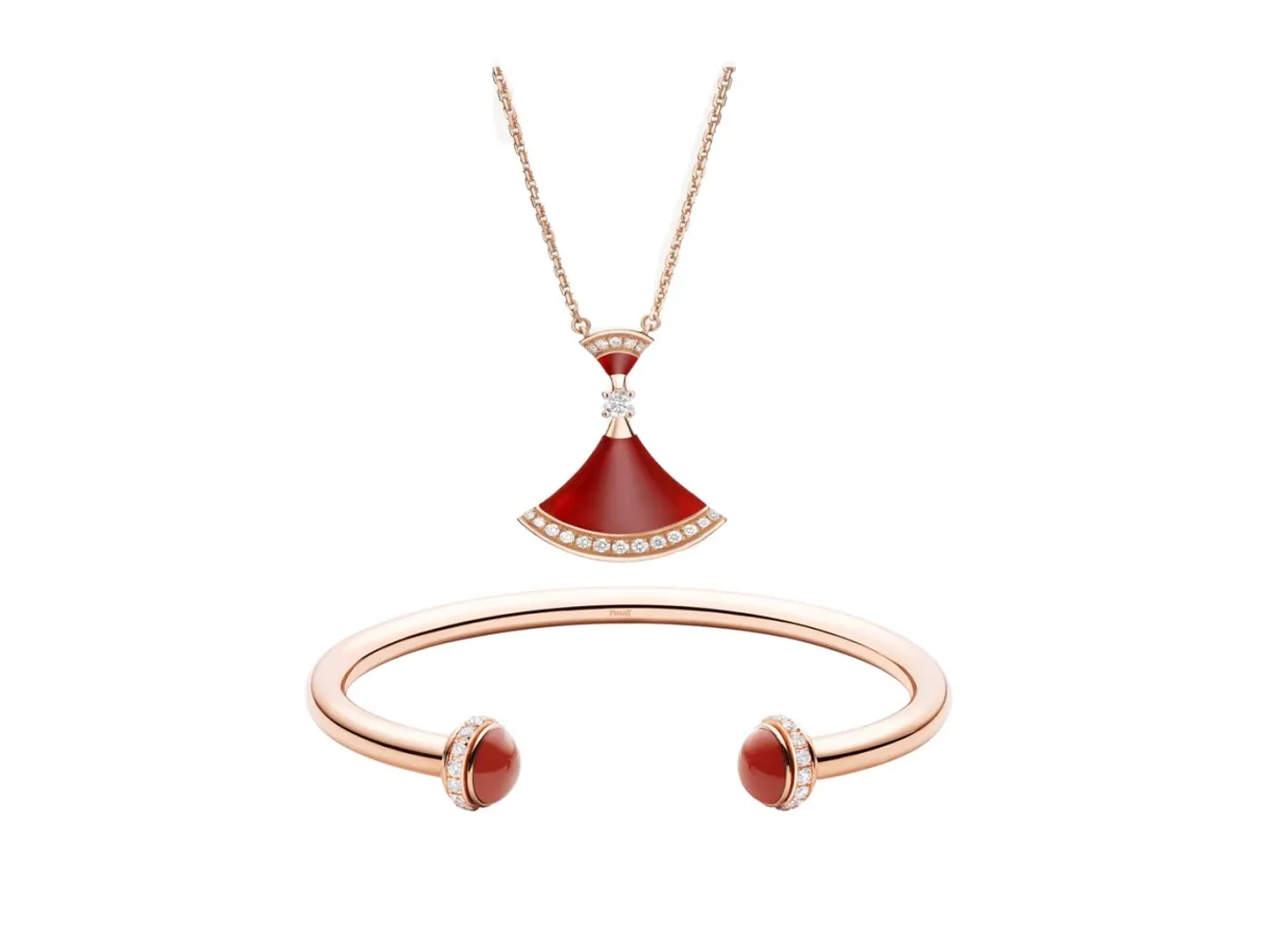 حجر الشجاعة والحظ السعيد.. موديلات مجوهرات بحجر الكارنيليان لخريف 2023