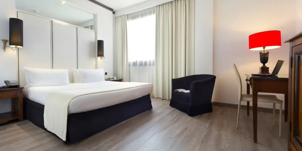 ميليا ميلانو