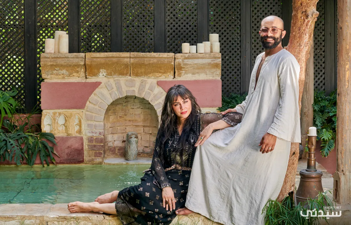 المهندس محمد سعفان مع زوجته إيمان العلي 