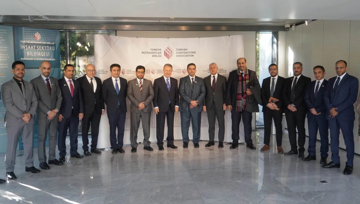 الوفد المشارك بأنقرة