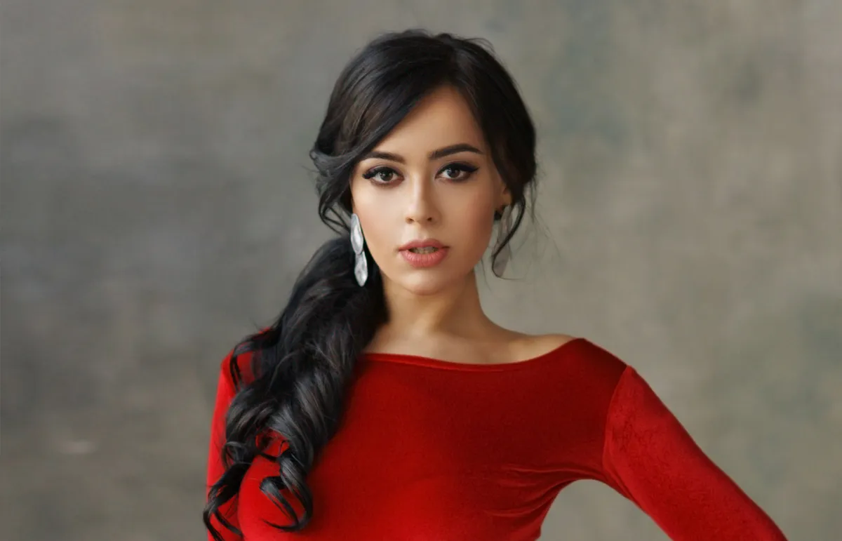 تسريحات شعر لموسم الرياض - الصورة من Shutterstock 