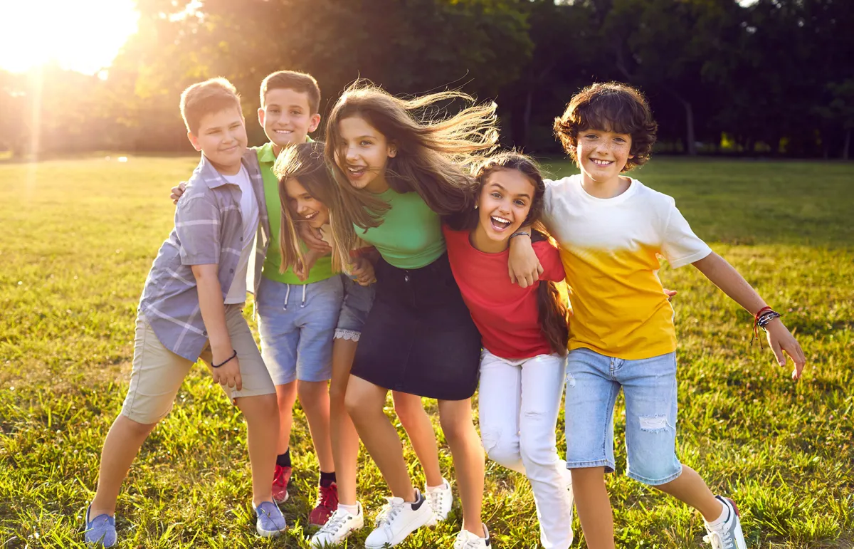 ما هو يوم الطفل العالمي؟ وكيف يمكن للكبار دعمهم في هذا اليوم؟ - المصدر من Shutterstock