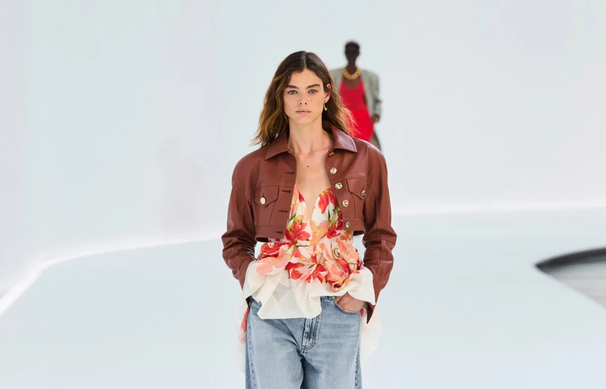 جاكيت جلد باللون البني من زيمرمان Zimmermann