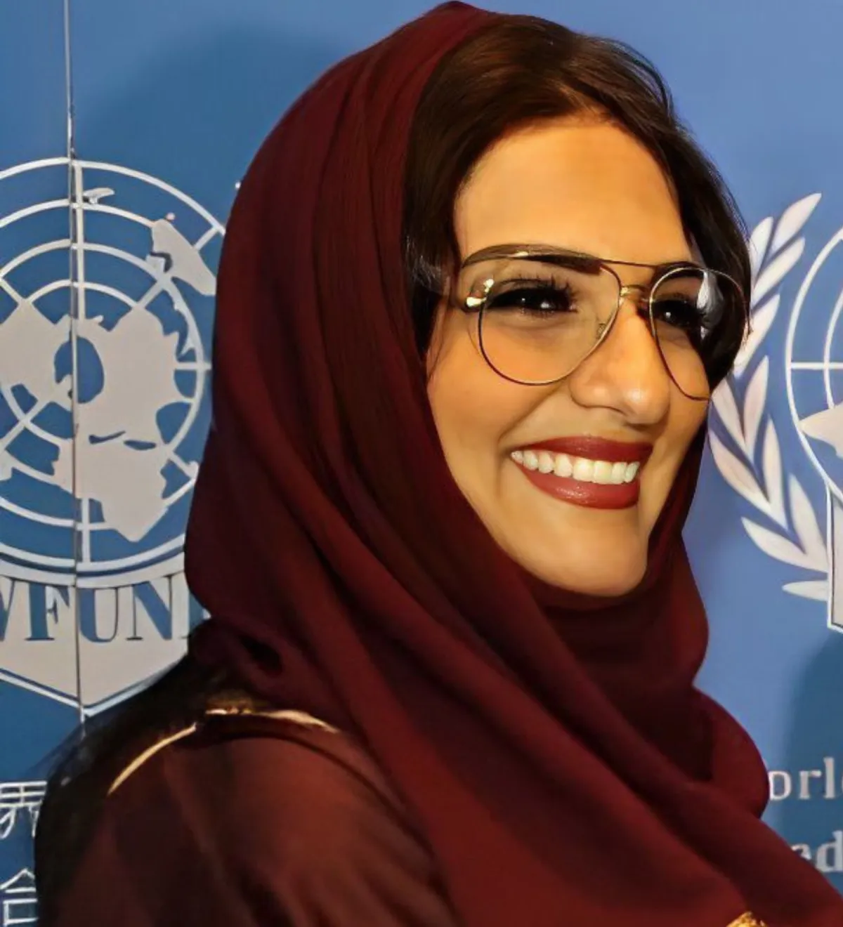 الدكتورة فاطمة الزهراء استشارية إدارة أزمات وعلاقات عامة 