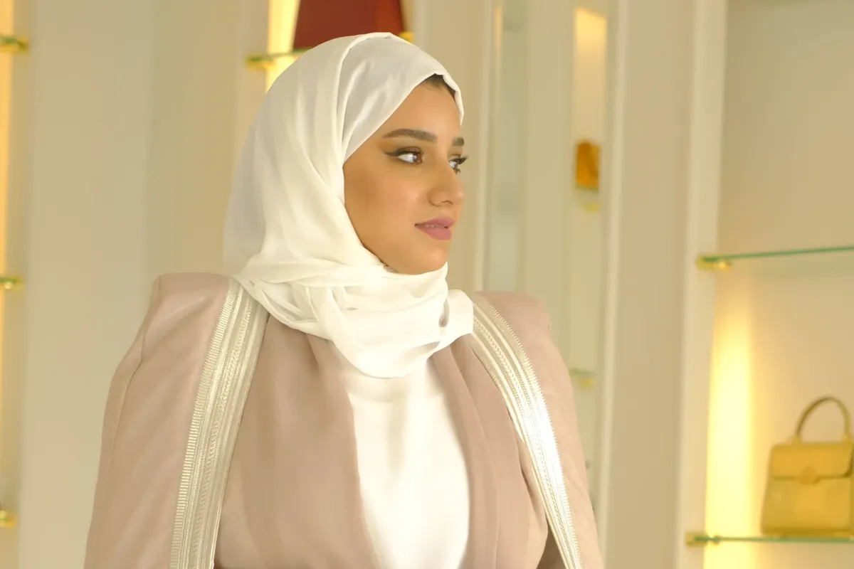 سجى اليوسف مصممة أزياء