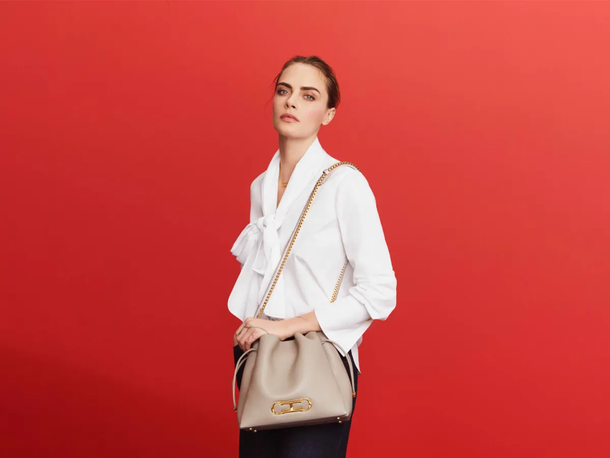 حقيبة Initials Insignia