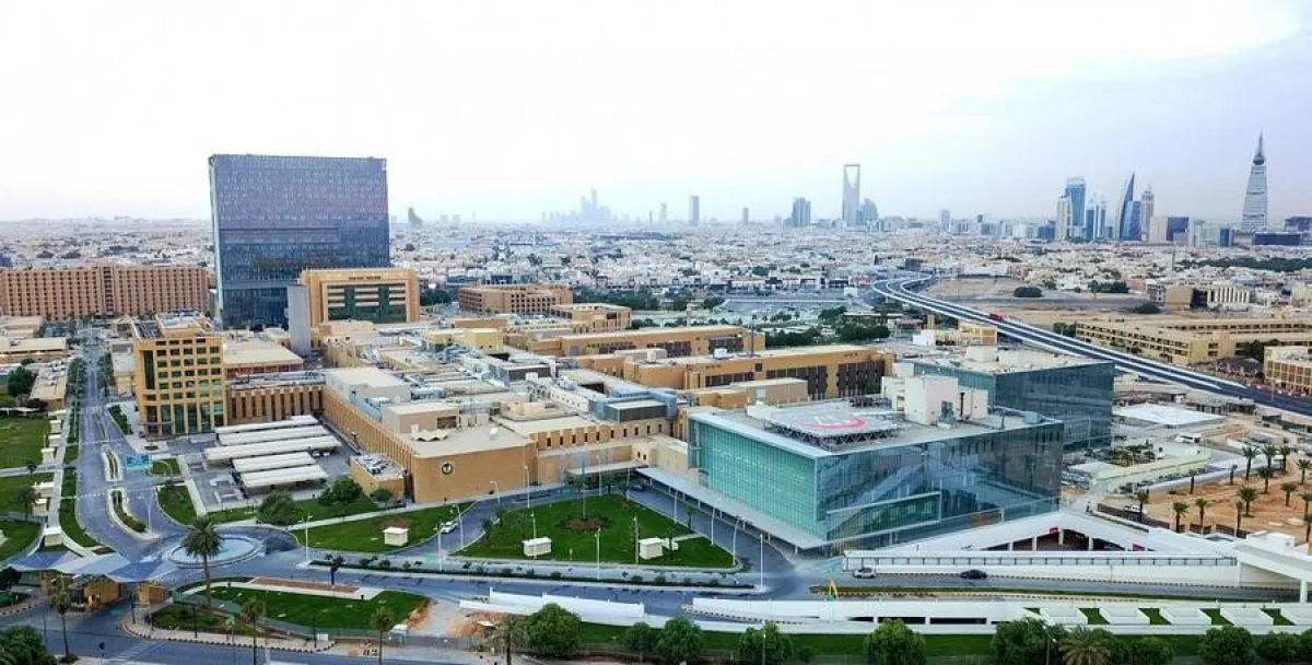 مستشفى الملك فيصل التخصصي يطلق برنامجاً لاستئصال أورام الفم.. الأول من نوعه بالشرق الأوسط - الصورة من واس