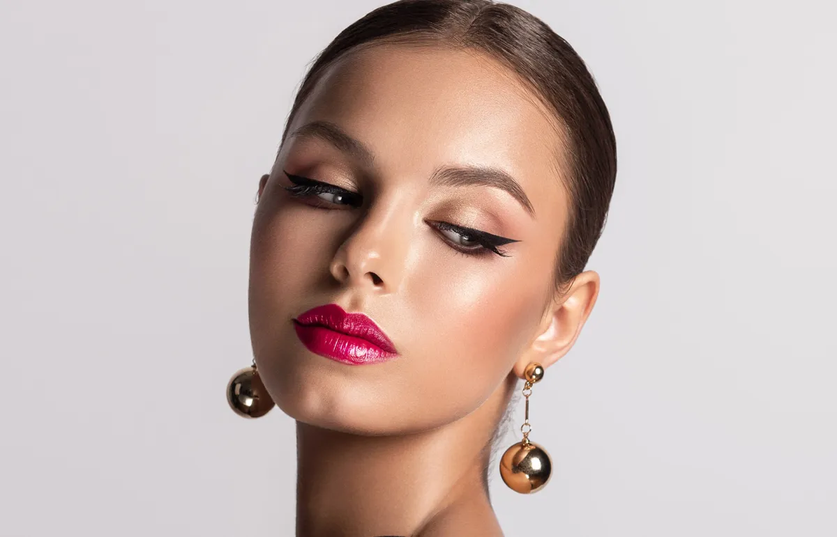 أفضل أنواع الأيلاينر للعيون الحساسة 