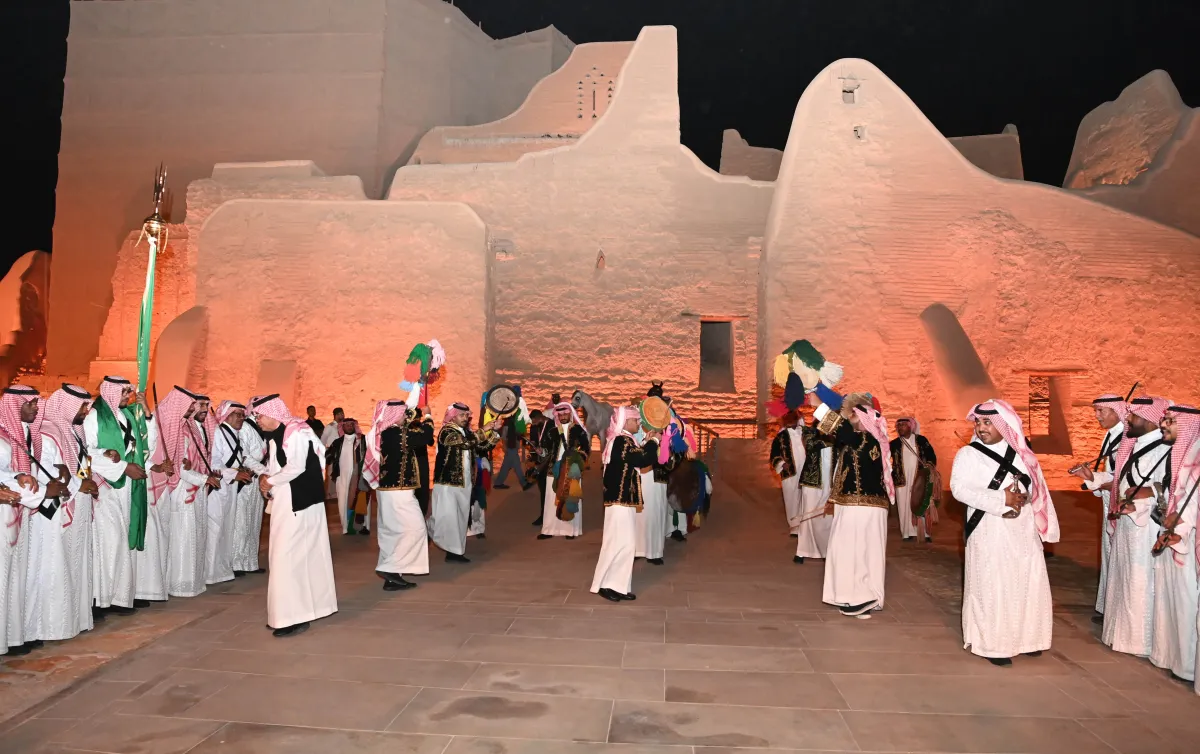 ويضم الموسم هذا العام  5 مناطق تتنوع بالفعاليات والأنشطة وهي منطقة الدرعية