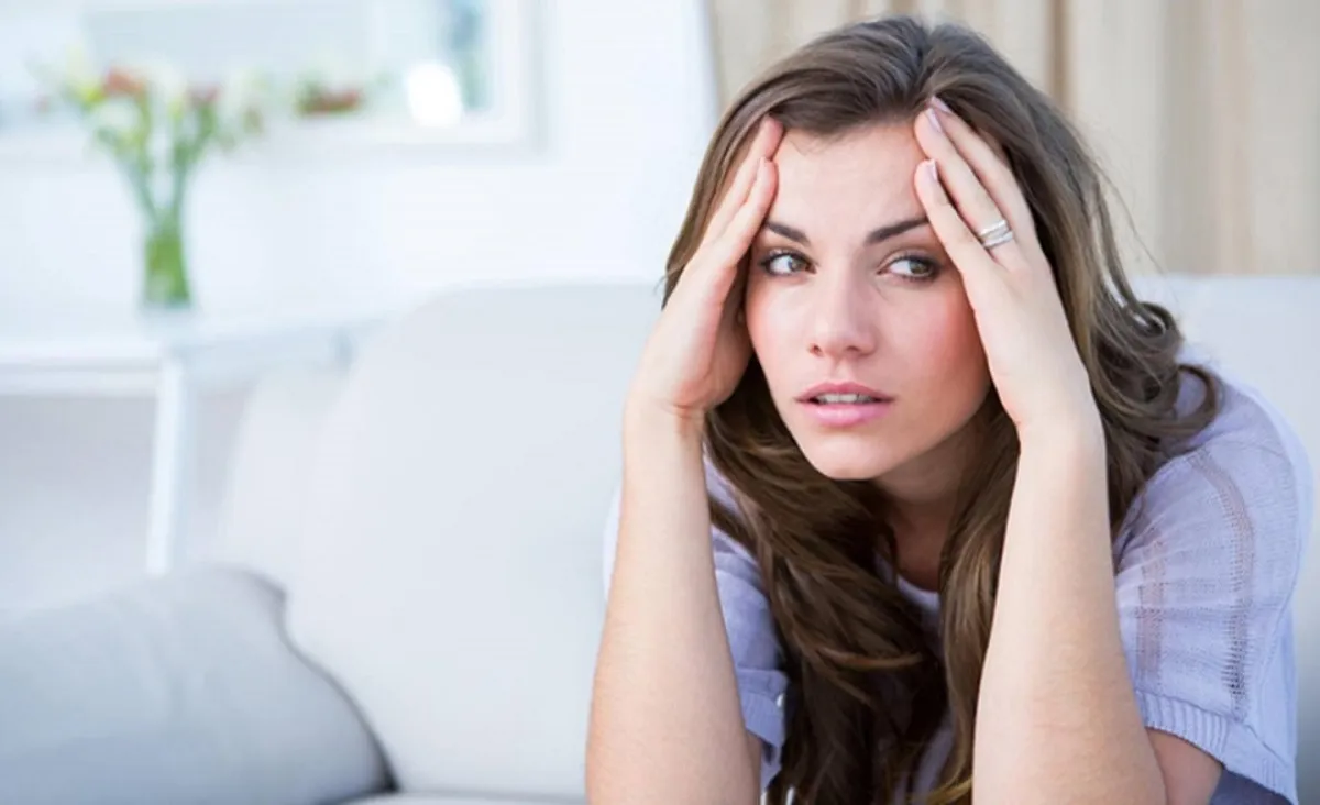 صورة لحامل في قلق من تأخر الحمل