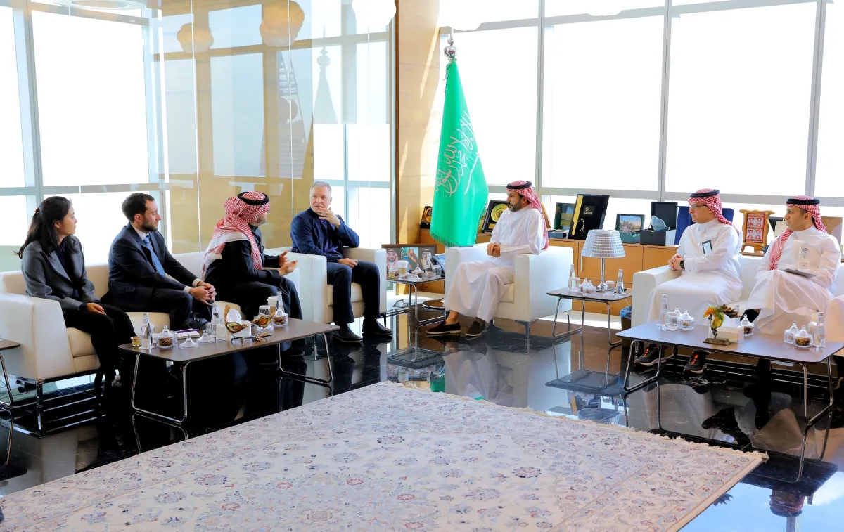 جانب من لقاء صندوق تنمية الموارد البشرية ووفد جامعة شيكاغو 