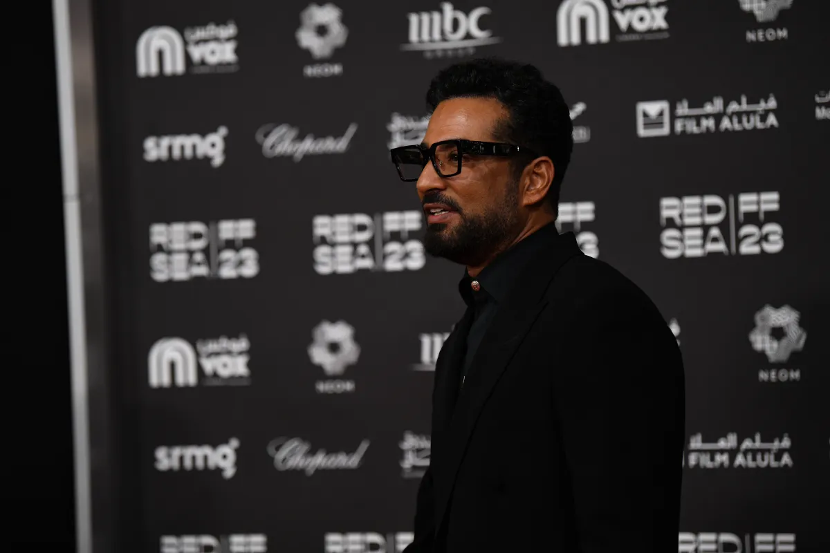 عمرو سعد- الصورة خاصة بـ"سيدتي"- تصوير علي خمج