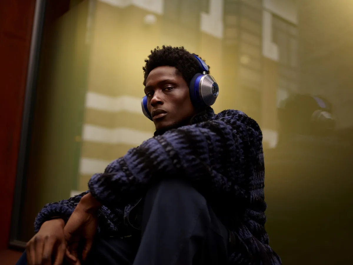 امنحوا أحبائكم الهدية الأجمل من أحدث ابتكارات العلامة في مجال تقنيات العناية بالشعر وتقنيات الصوت