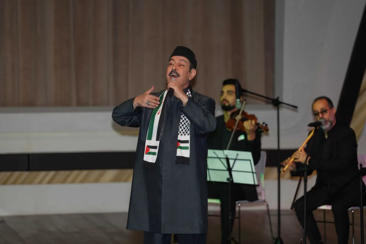 الفنان لطفي باشناق في أمسية بمكتبة محمد بن راشداختفاء باليوم العالمي للغة العربية 