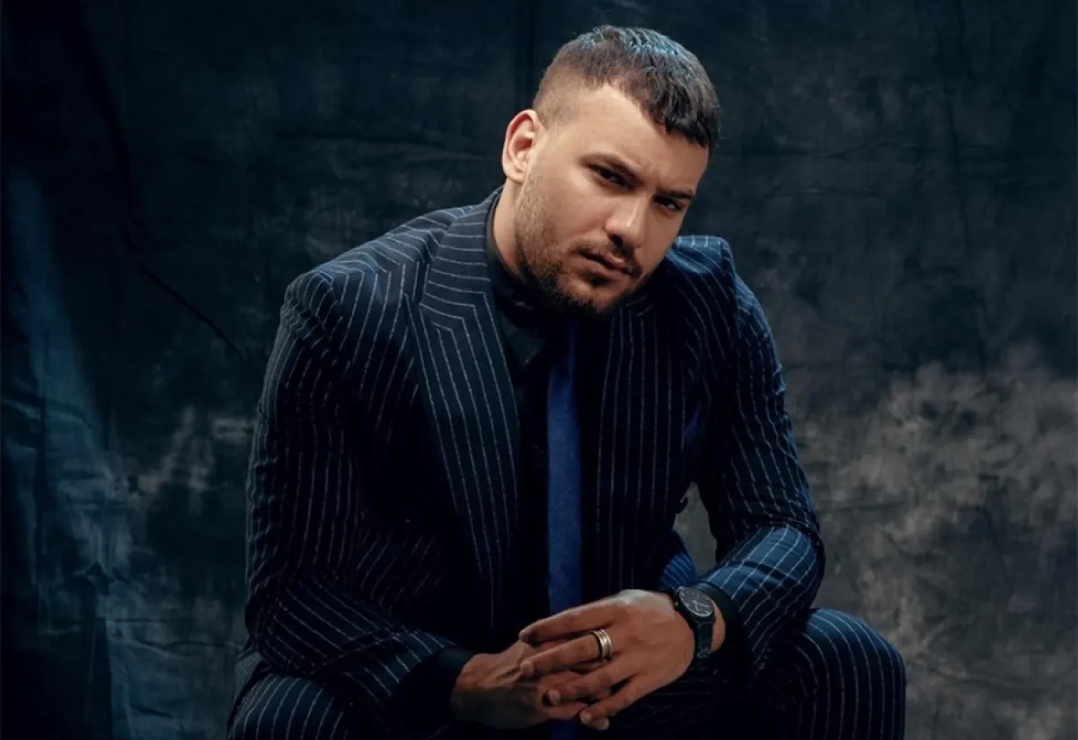 مسلم - الصورة من صفحته على فيسبوك 