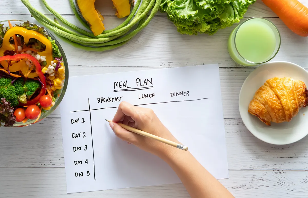 نصائح غذائية لمنع اكتساب الوزن في فترة الأعياد.. تقدمها لك دكتورة تغذية