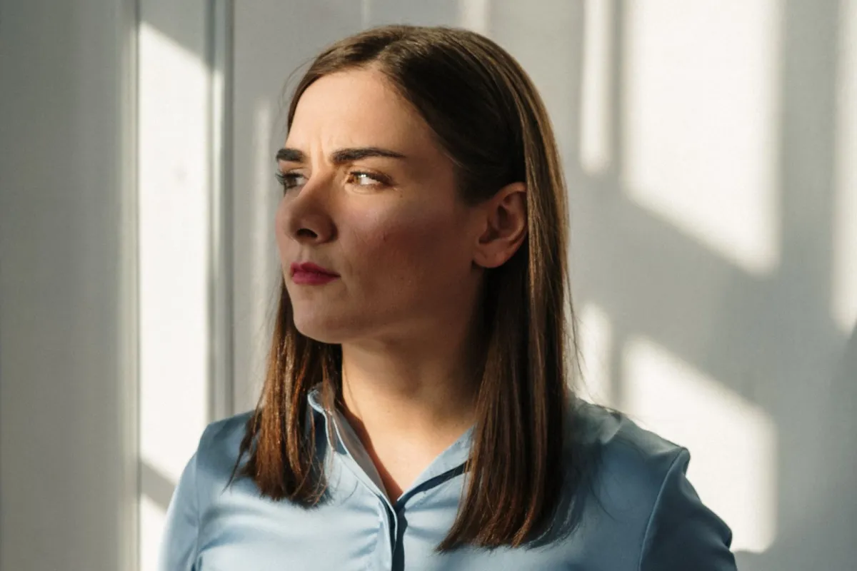 كيف تعرفين أن زوجك يحب امرأة أخرى