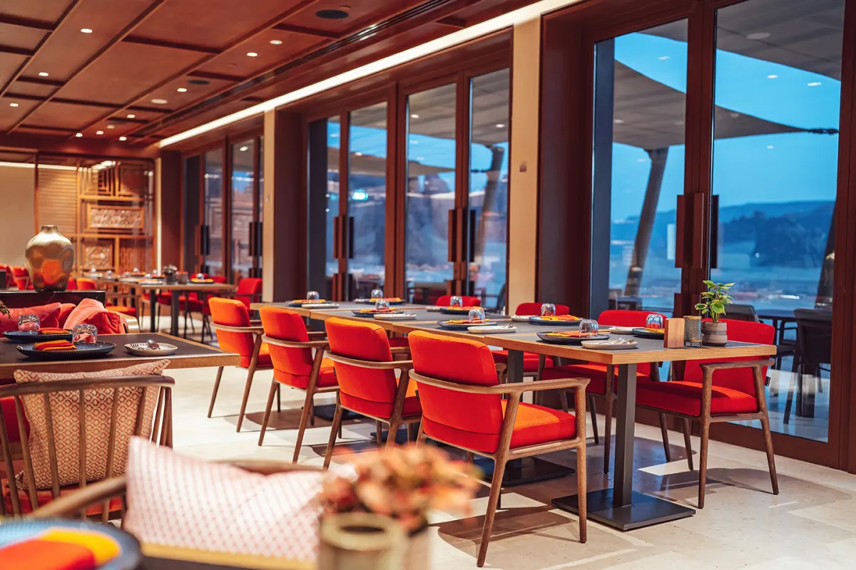 أطباق شهية في مطعم زعفران التايلاندي الشهير في فنادق بانيان تري