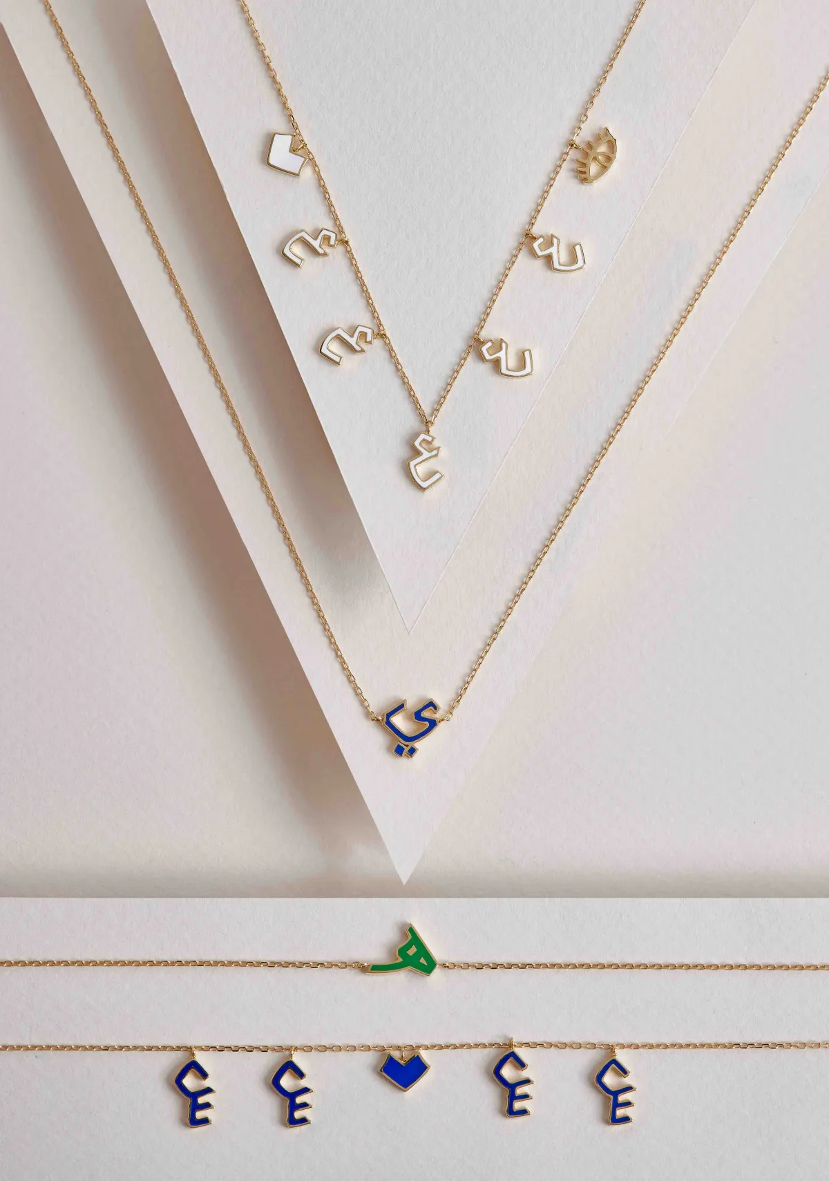 تصميم عربي من الذهب