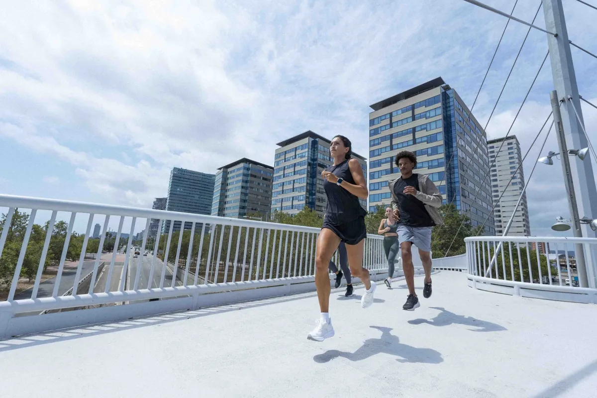 OYSHO تكشف عن أحدث مجموعاتها للملابس الرياضية COMPRESSIVE & COMFORT LUX