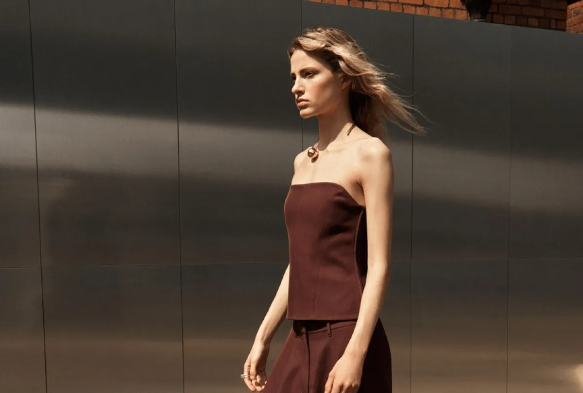 مجموعة كوليكشن أوف استايل من COS 