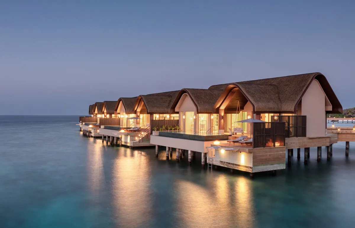 رحلة مع الخطوط الجوية Beond إلى المنتجع المالديفي Joali Being 