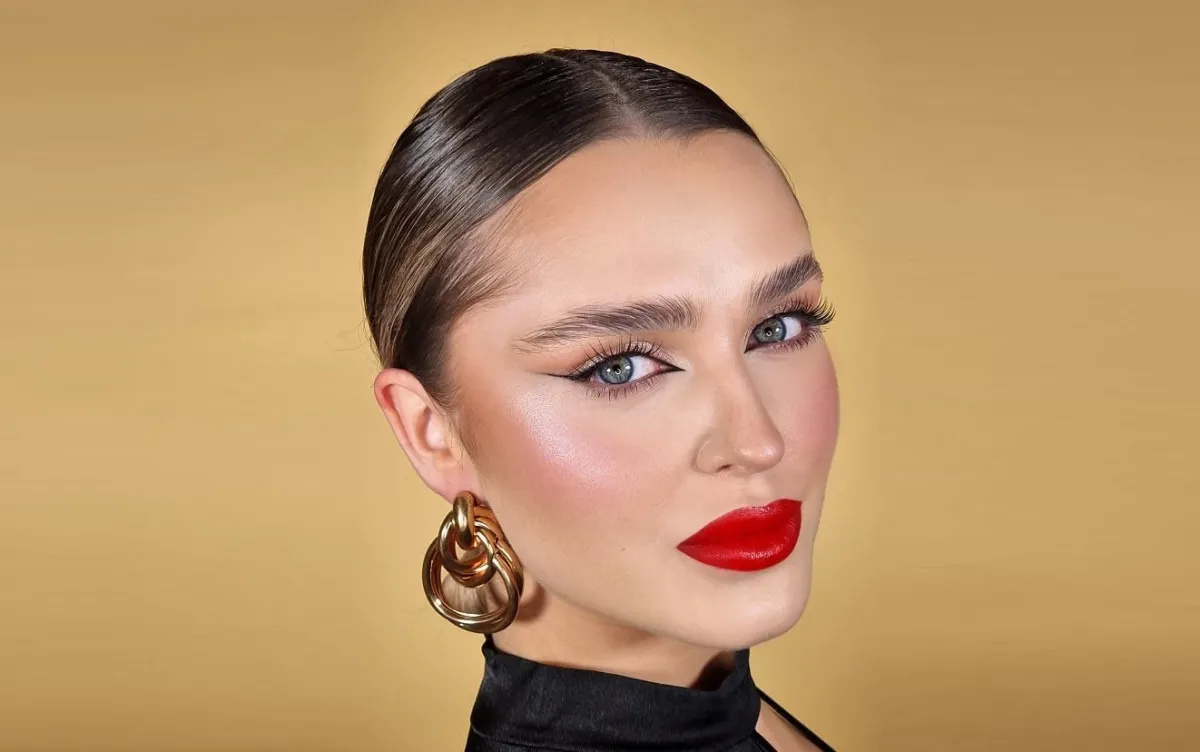 صيحات مكياج عصرية بأنامل الخبيرة ماكيجاز بوكزنان