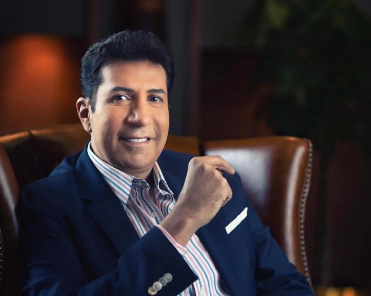 هاني رمزي- الصورة من صفحته الرسمية على الفيس بوك