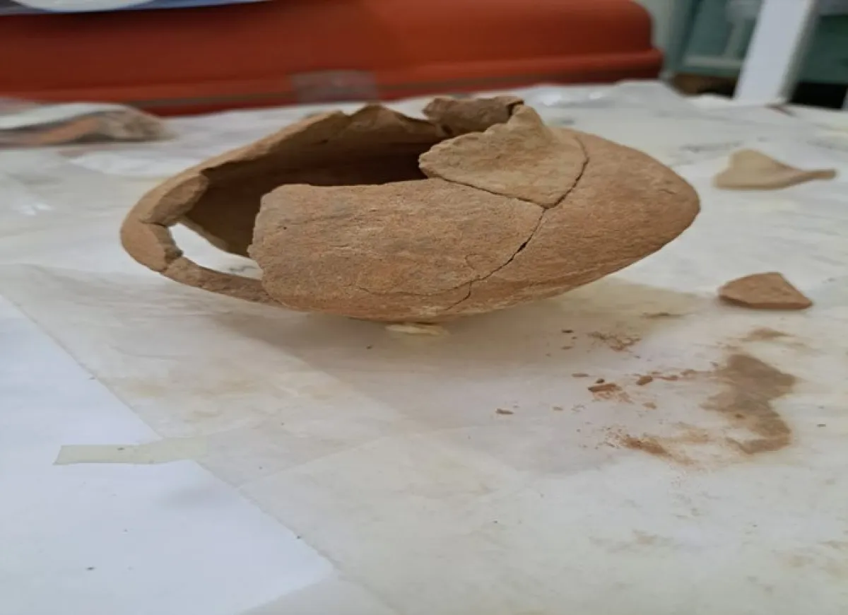  تم العثور على هذه الآثار بعد تنفيذ برنامج علمي ممنهج لأعمال المسح والتنقيب. الصورة من وكالة الأنباء العمانية