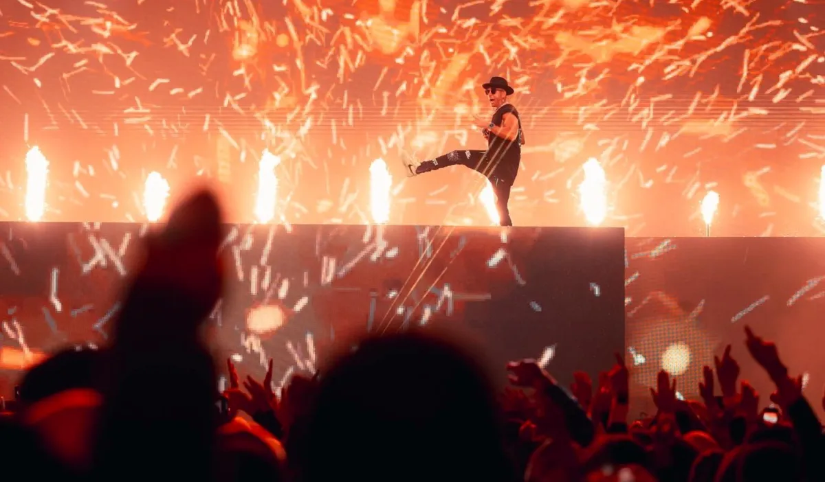 الـ Dj الالسترالي العالمي Timmy- الصورة من المركز الإعلامي ل شركة بنش مارك