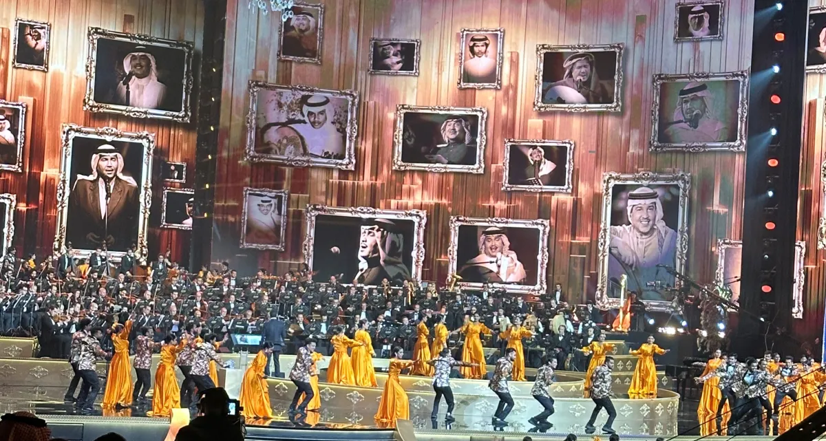 لقطات ل ميدلي تاريخي بقيادة المايسترو وليد فايد واداء فرقة إستعراضية