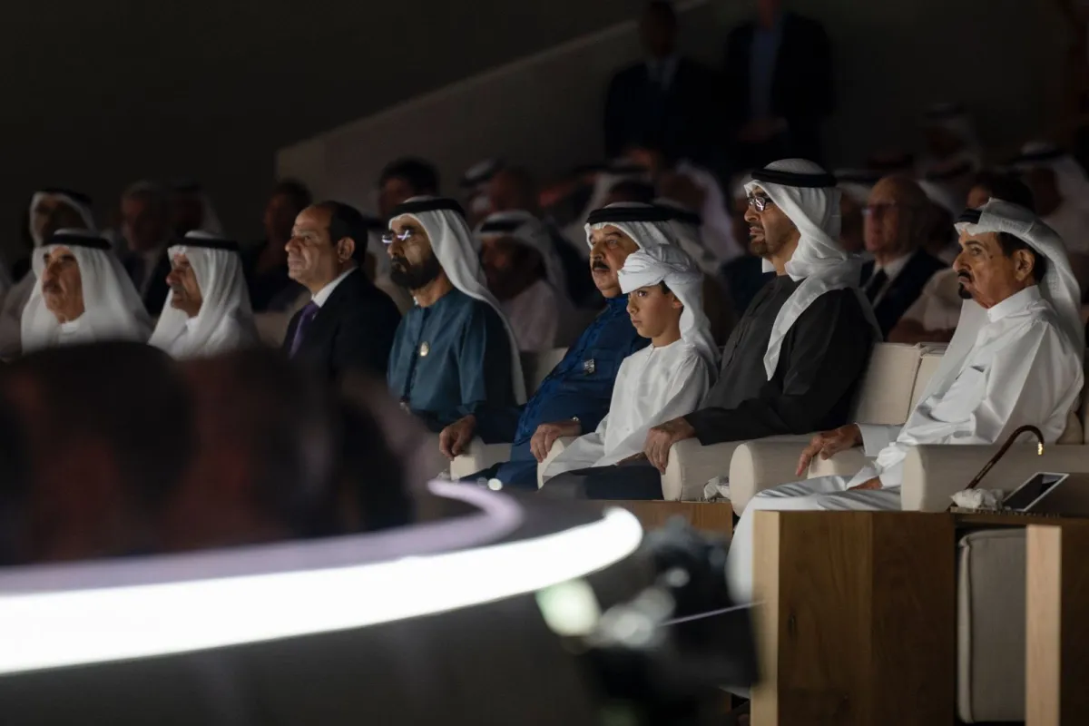 حكام الإمارات وضيوف "COP 28" يشهدون الاحتفال بعيد الاتحاد الـ 52. الصورة من الحساب الرسمي للشيخ محمد بن زايد على منصة x