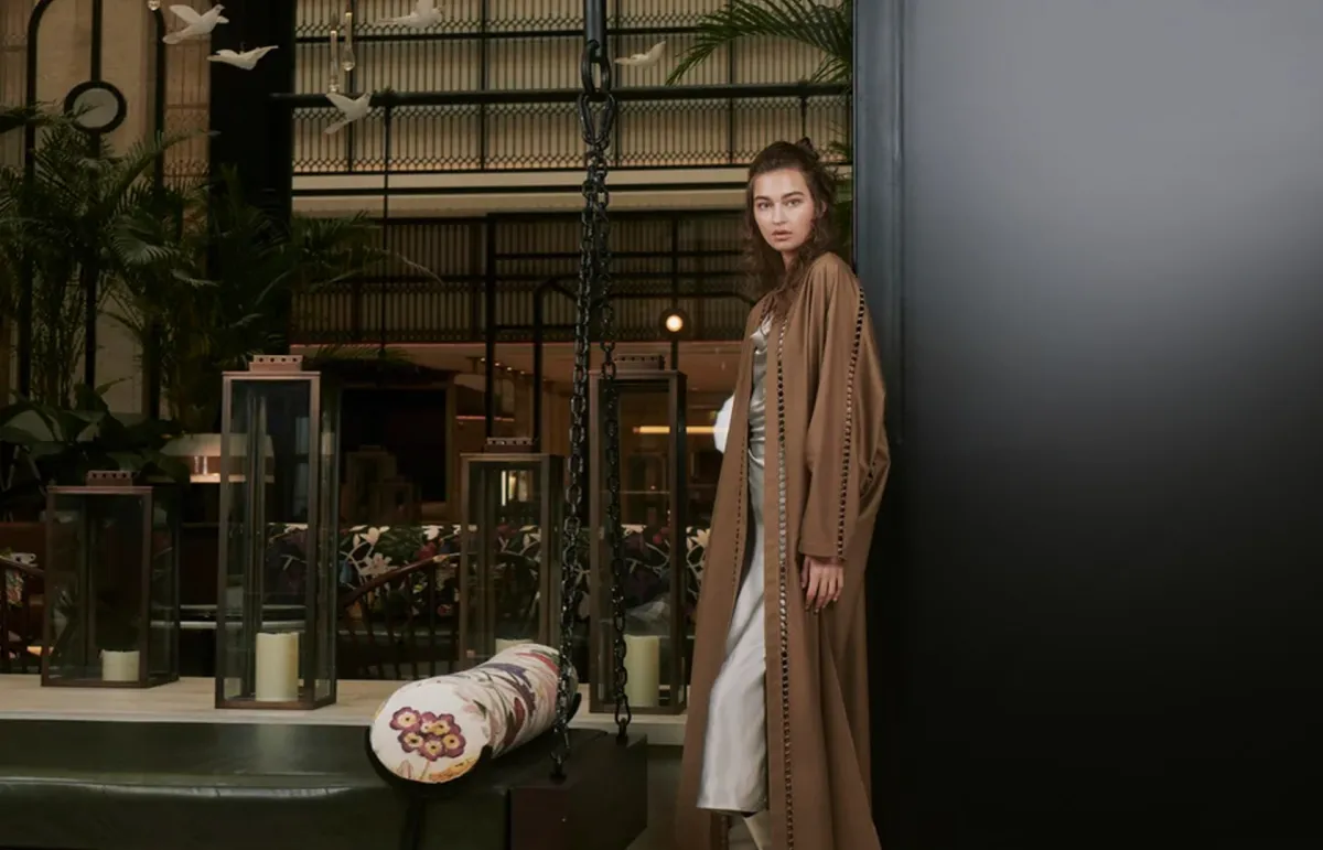 المصممة الإماراتية رفيعة هلال بن دراي