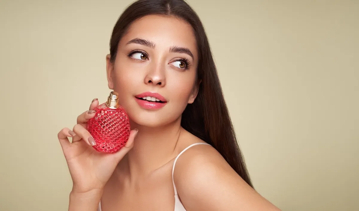 عطور نسائية برائحة جوز الهند