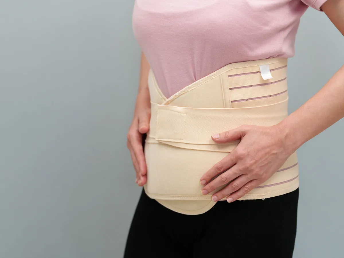 فوائد المشد للبطن فعّالة جداً.. إليك التفاصيل